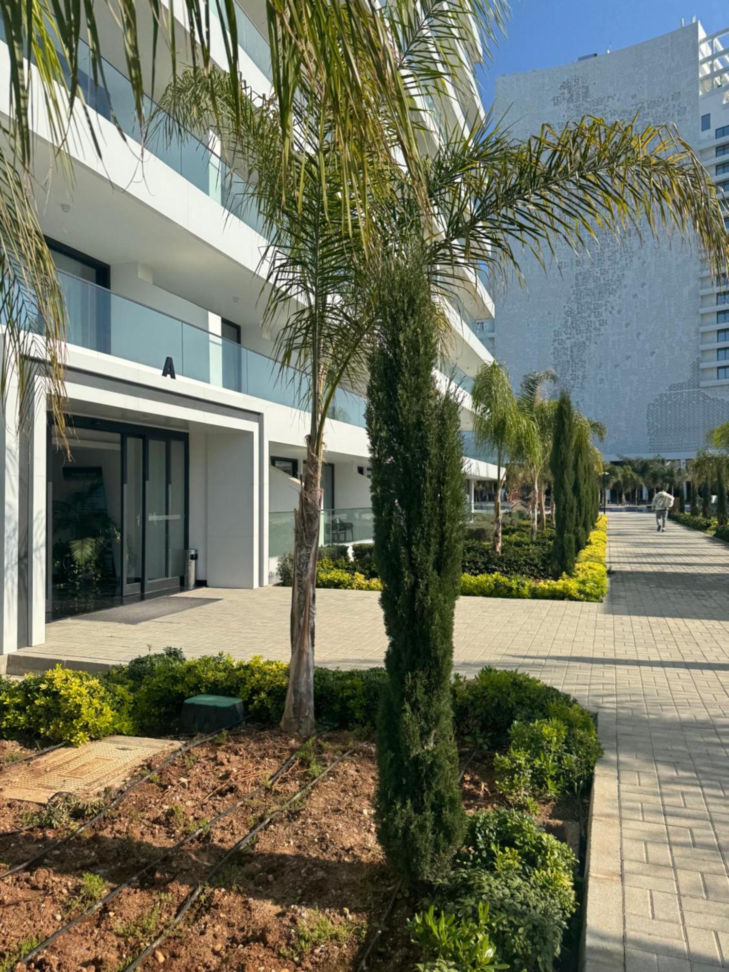 Grand Sapphire Casino & 24 Iskele Apartment